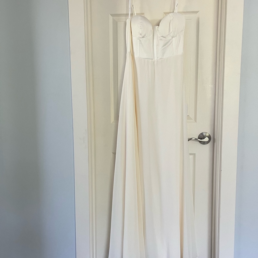 Lulus Ivory chiffon wedding dress